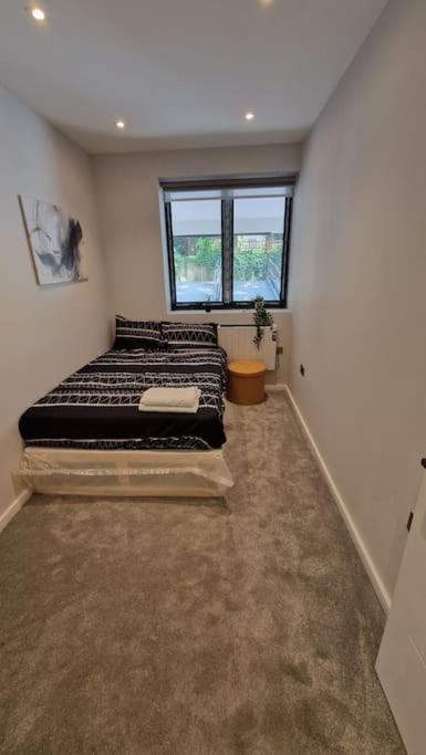 Dream Apartment Finchley 4 Min Walk To The Train Hendon Exterior photo